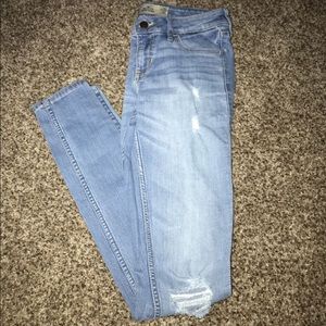 Hollister jeans